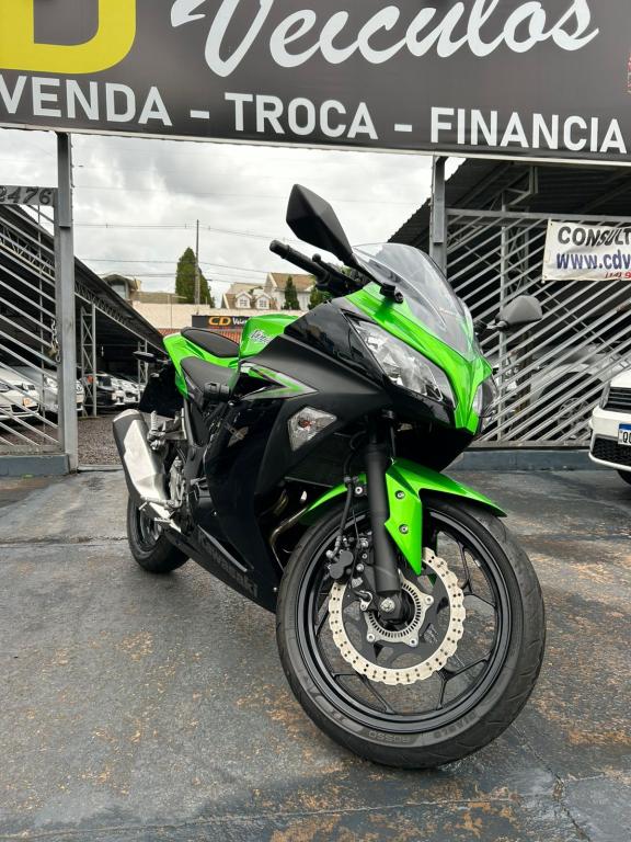 KAWASAKI Ninja 300