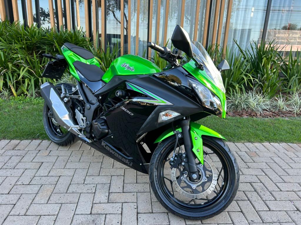 KAWASAKI Ninja 300
