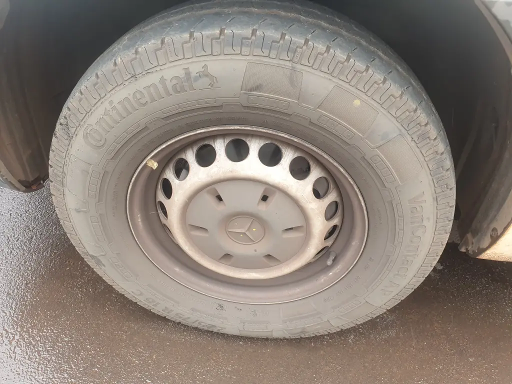 MERCEDES-BENZ Sprinter - Foto