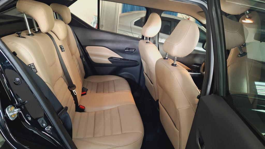 NISSAN Kicks - Foto