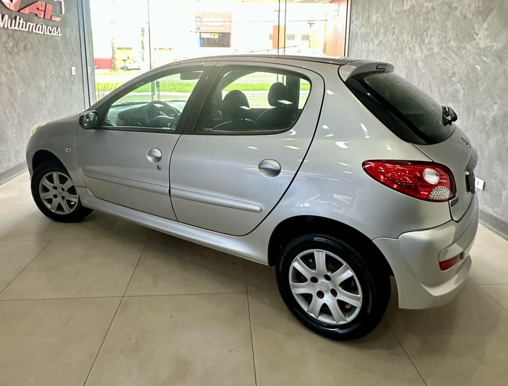 PEUGEOT 207 Hatch - Foto