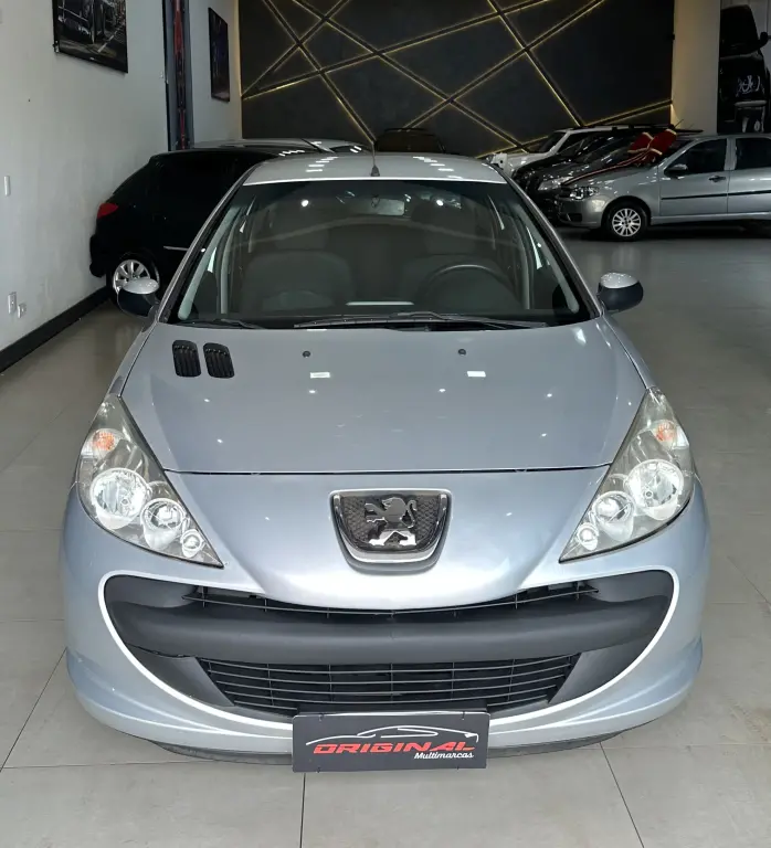 PEUGEOT 207 Hatch - Foto