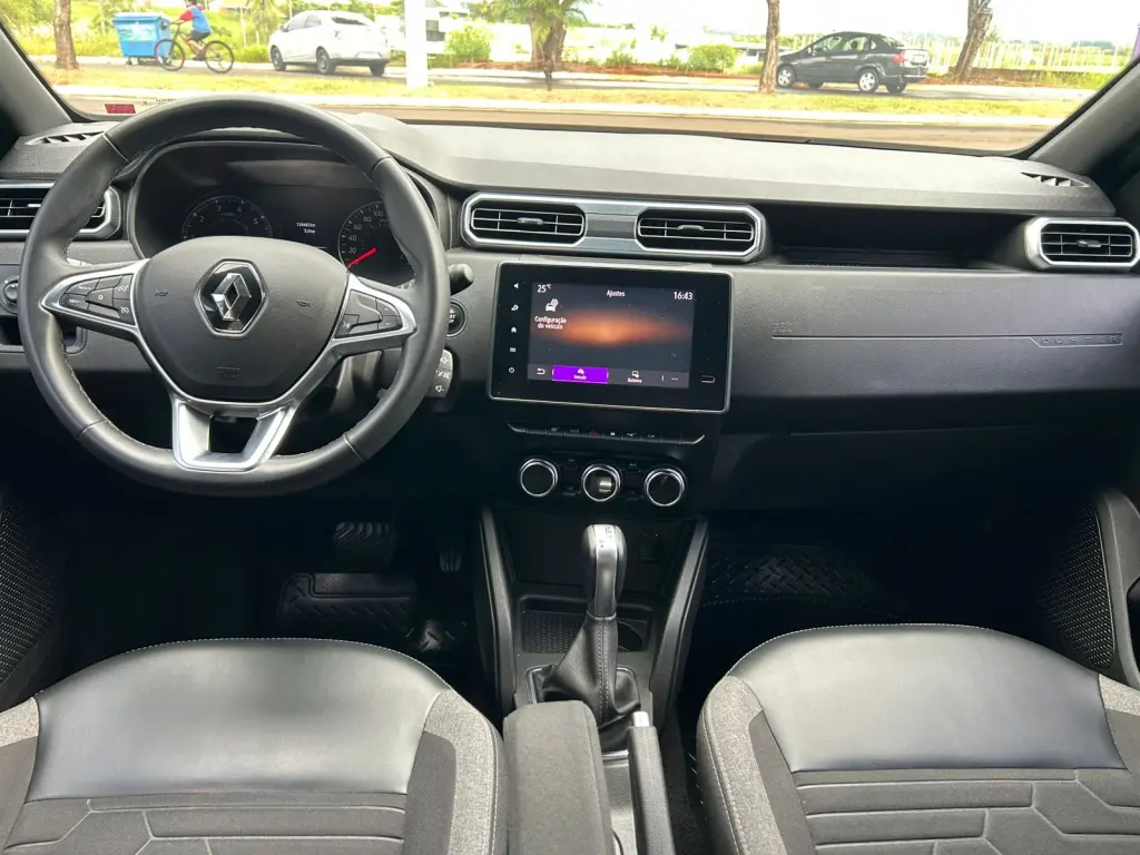 RENAULT Duster - Foto