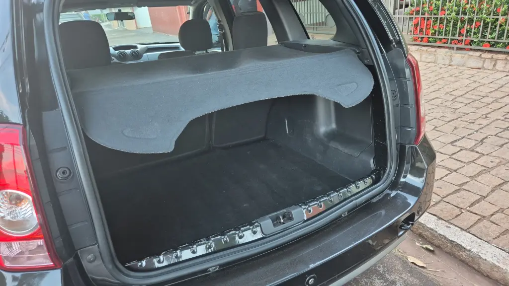 RENAULT Duster - Foto