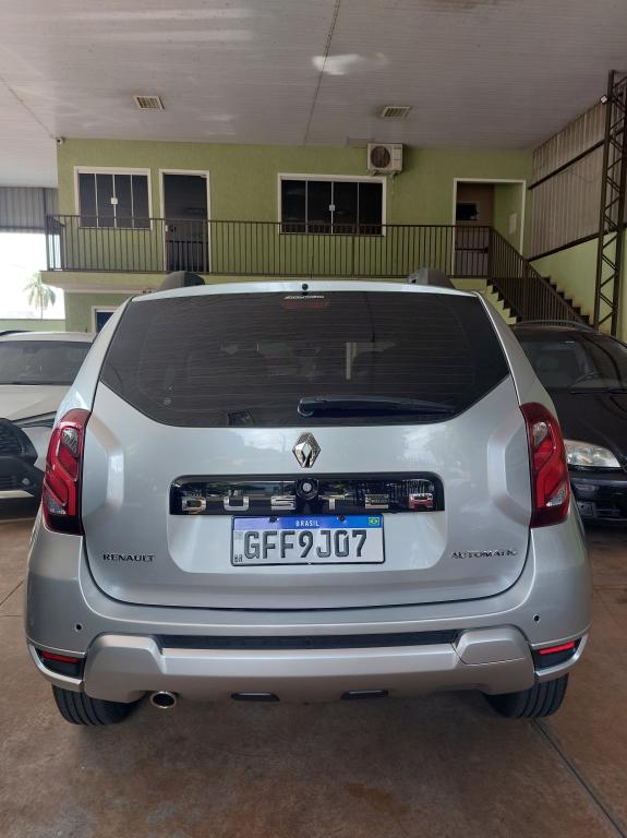 RENAULT Duster - Foto