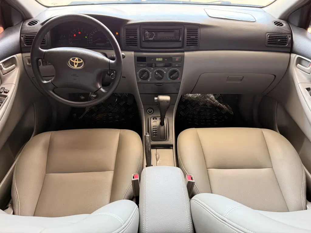 TOYOTA Corolla - Foto