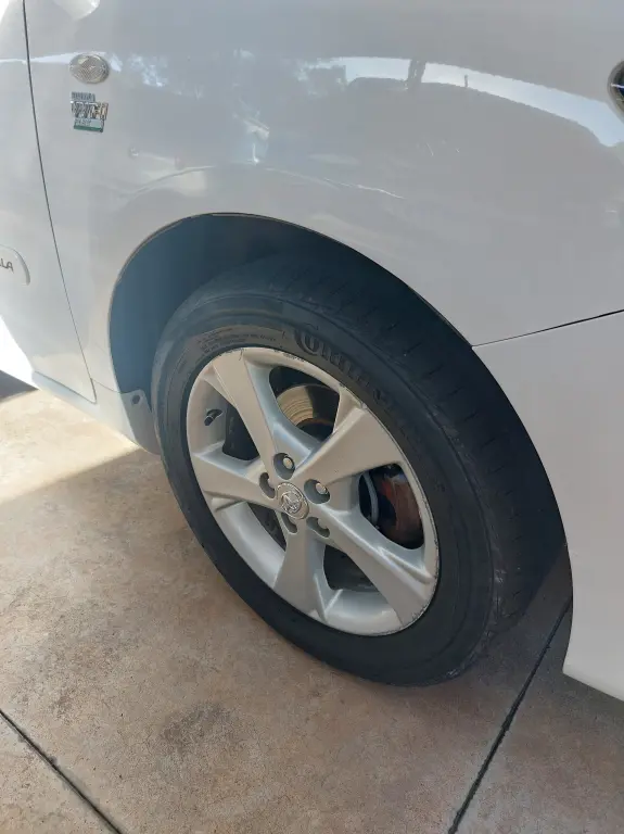 TOYOTA Corolla - Foto