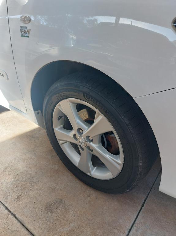 TOYOTA Corolla - Foto