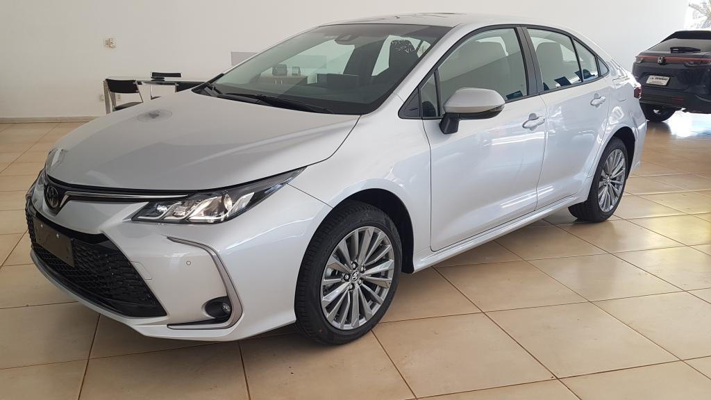 TOYOTA Corolla - Foto