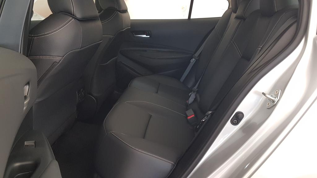 TOYOTA Corolla - Foto