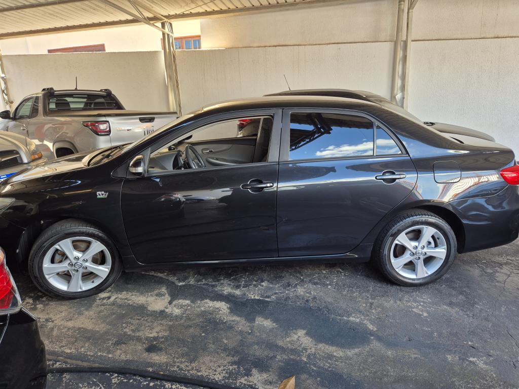 TOYOTA Corolla - Foto