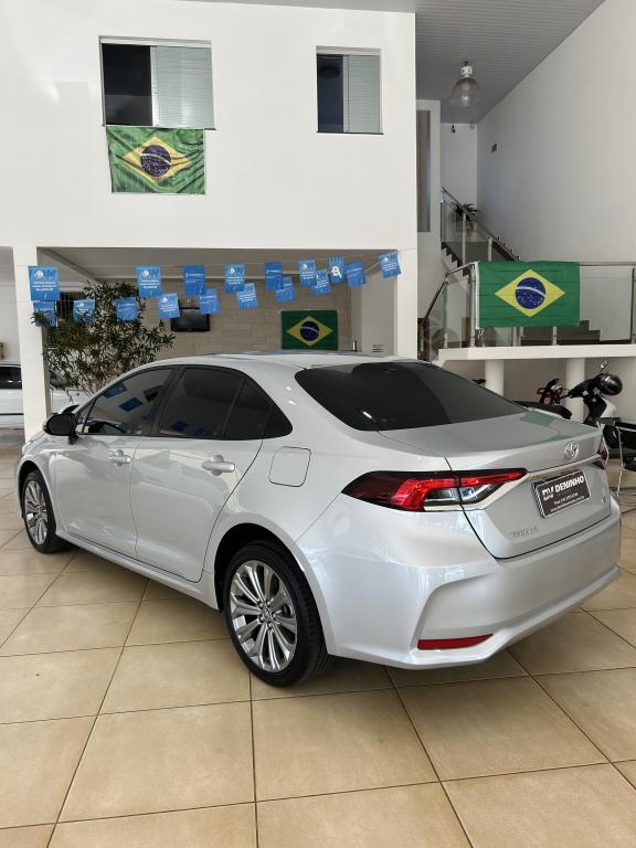 TOYOTA Corolla - Foto