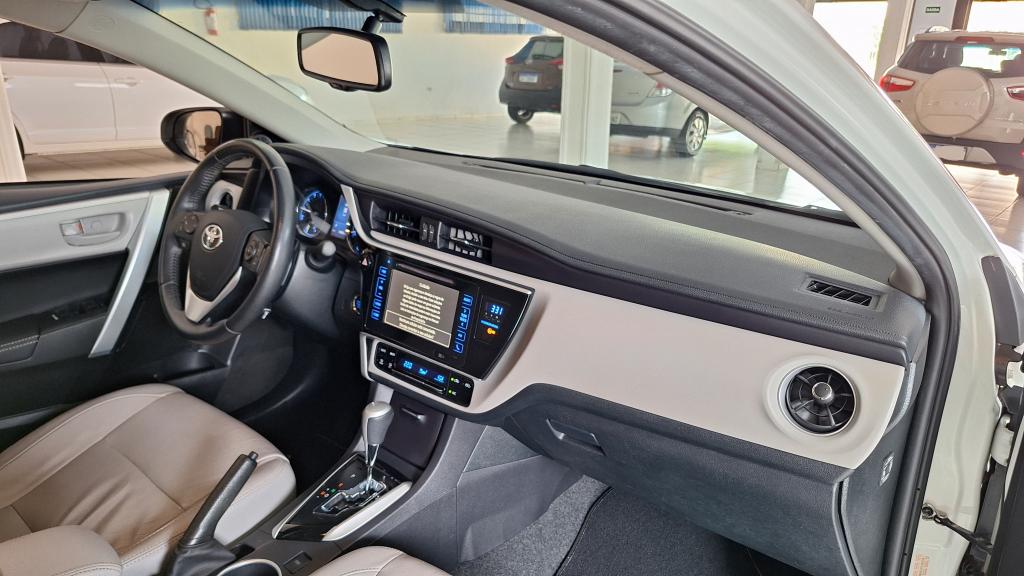 TOYOTA Corolla - Foto