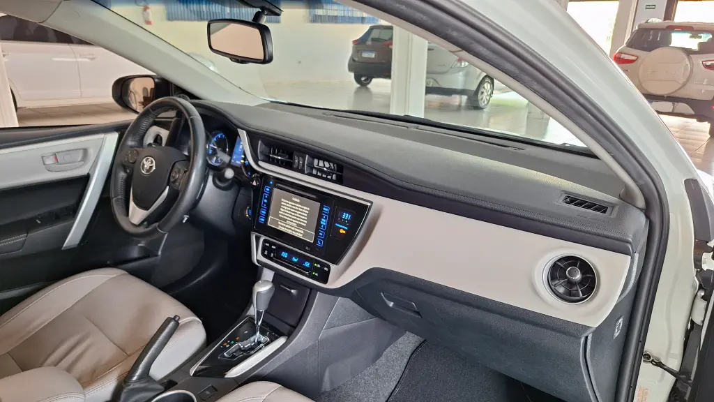 TOYOTA Corolla - Foto
