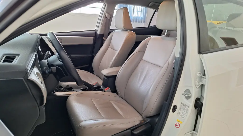 TOYOTA Corolla - Foto