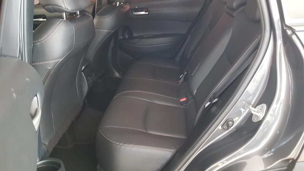 TOYOTA Corolla Cross - Foto