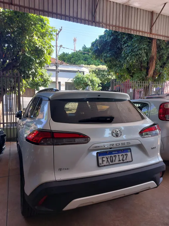 TOYOTA Corolla Cross - Foto
