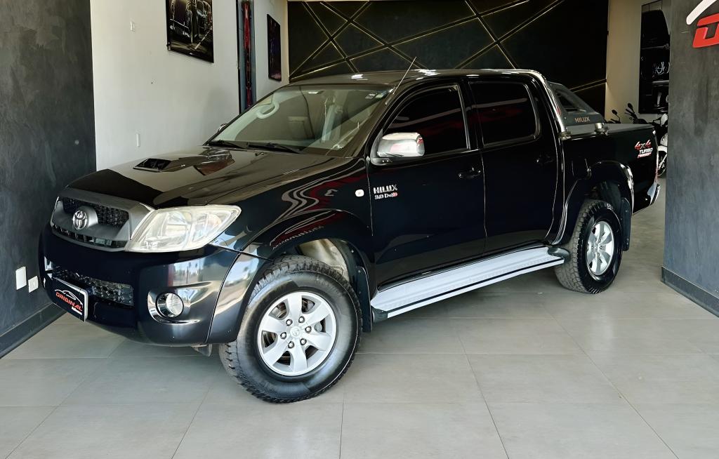 TOYOTA Hilux Caminhonete - Foto