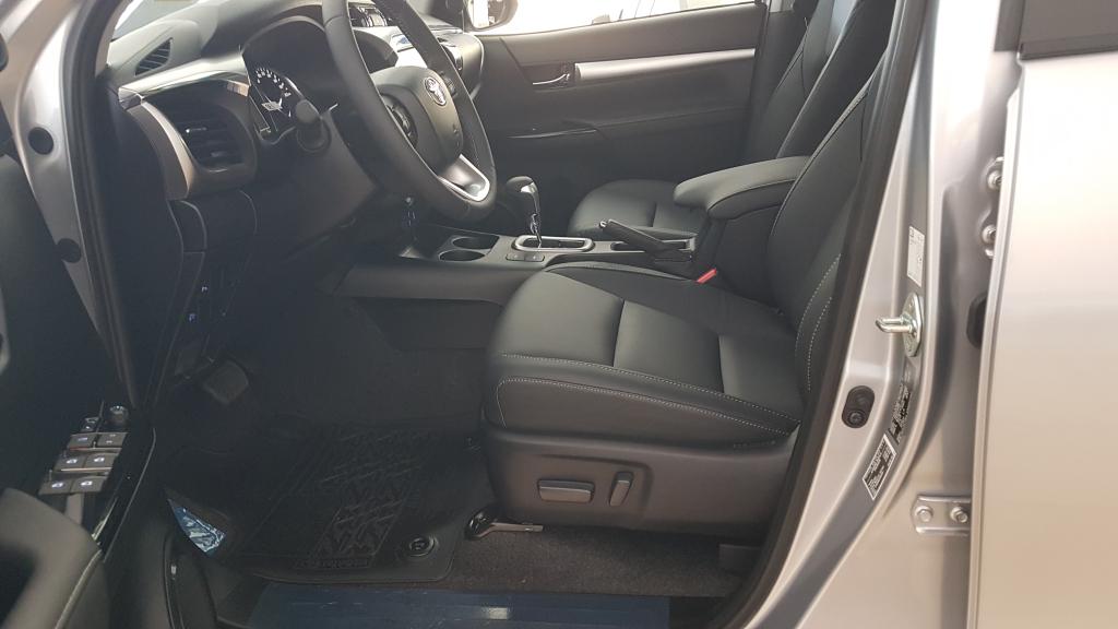 TOYOTA Hilux Caminhonete - Foto