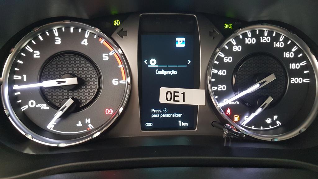 TOYOTA Hilux Caminhonete - Foto