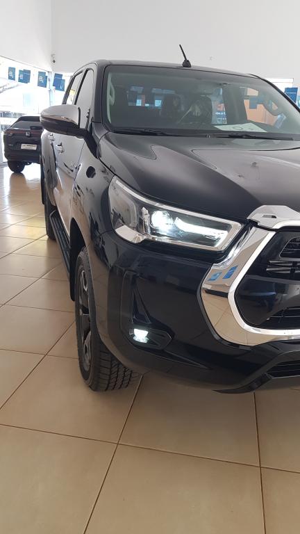 TOYOTA Hilux Caminhonete - Foto