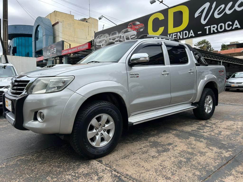 TOYOTA Hilux Caminhonete