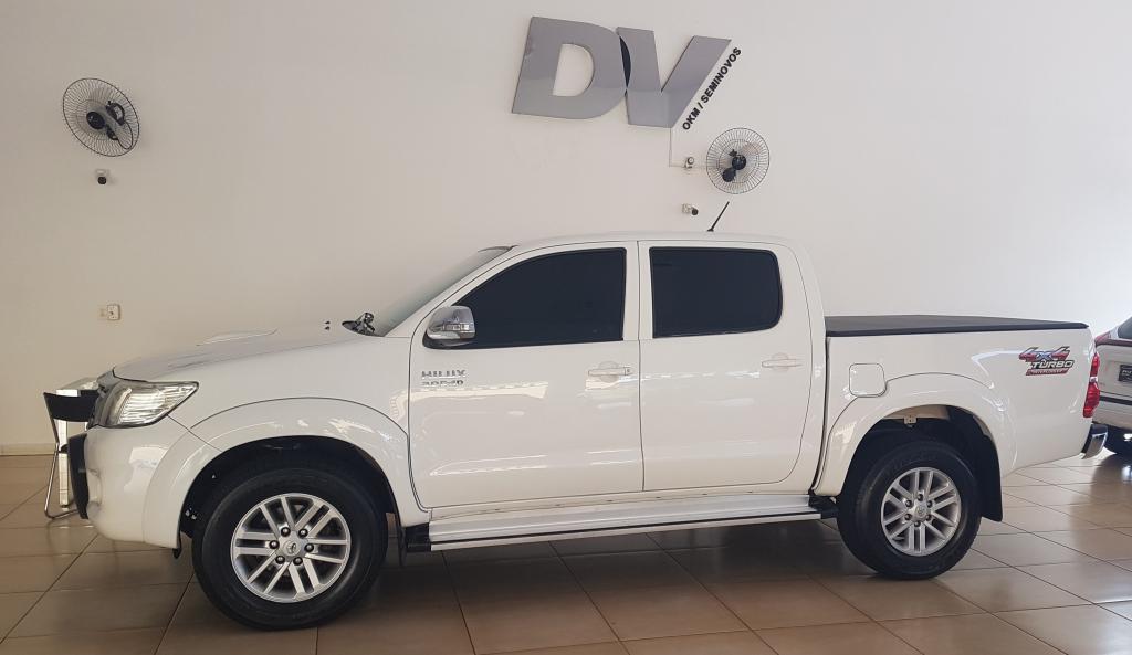 TOYOTA Hilux Caminhonete