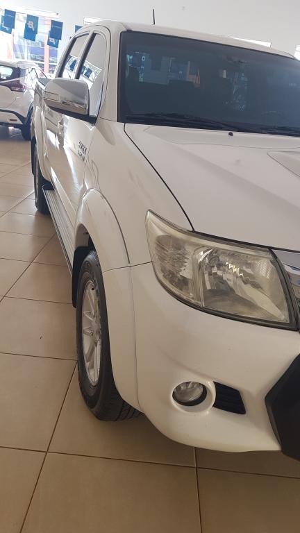 TOYOTA Hilux Caminhonete - Foto