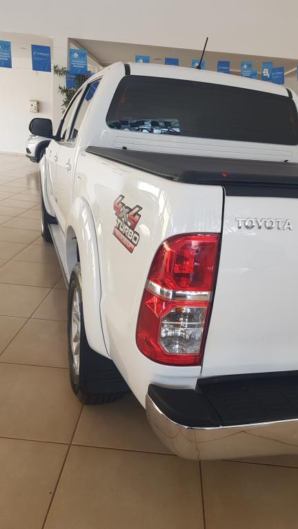 TOYOTA Hilux Caminhonete - Foto