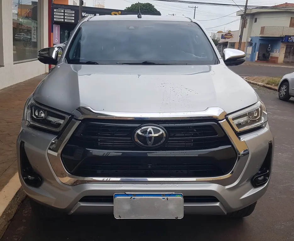 TOYOTA Hilux Caminhonete