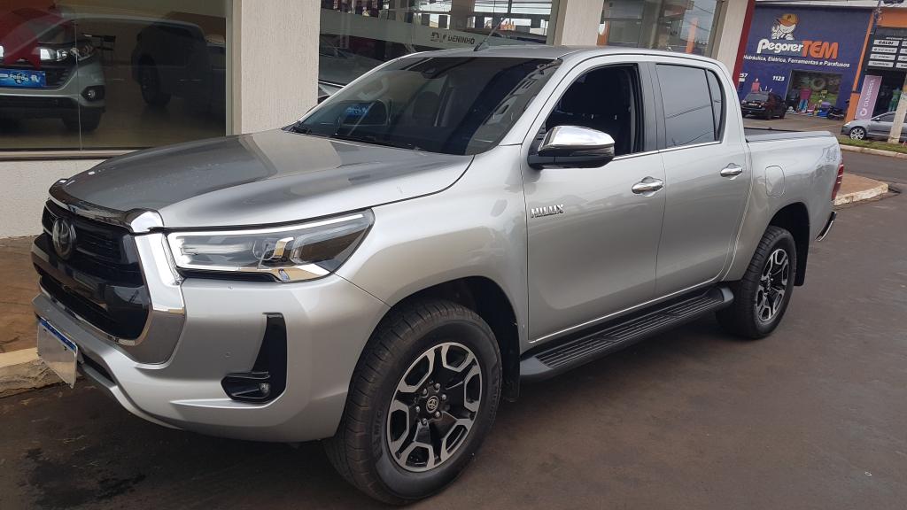 TOYOTA Hilux Caminhonete - Foto