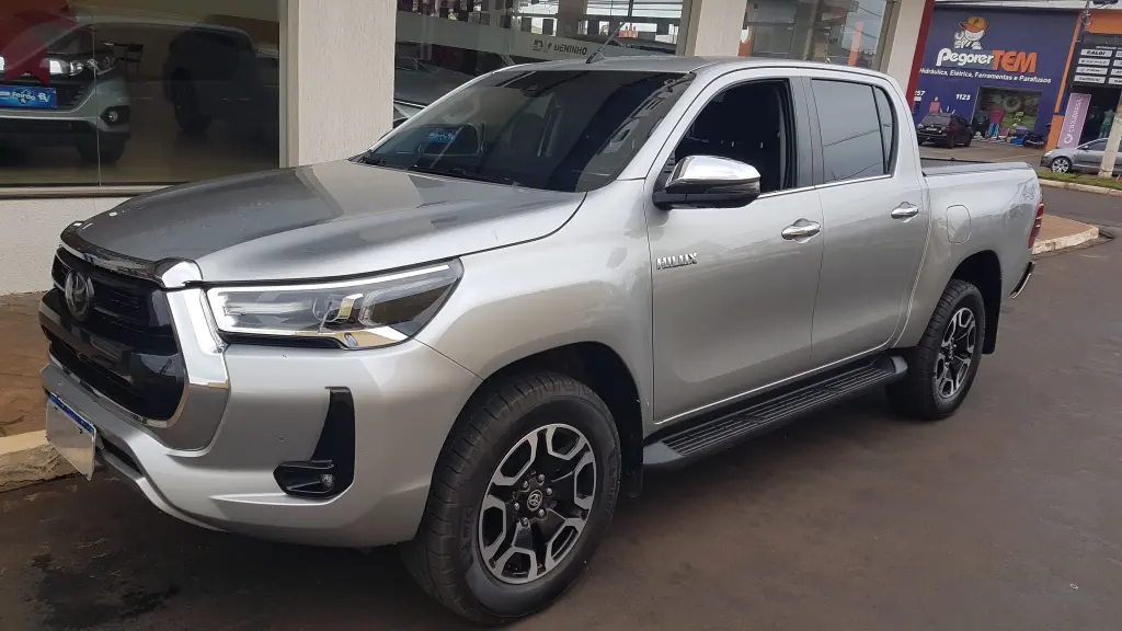 TOYOTA Hilux Caminhonete - Foto