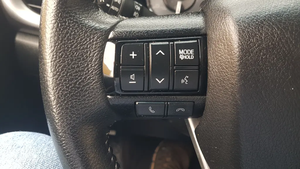 TOYOTA Hilux Caminhonete - Foto