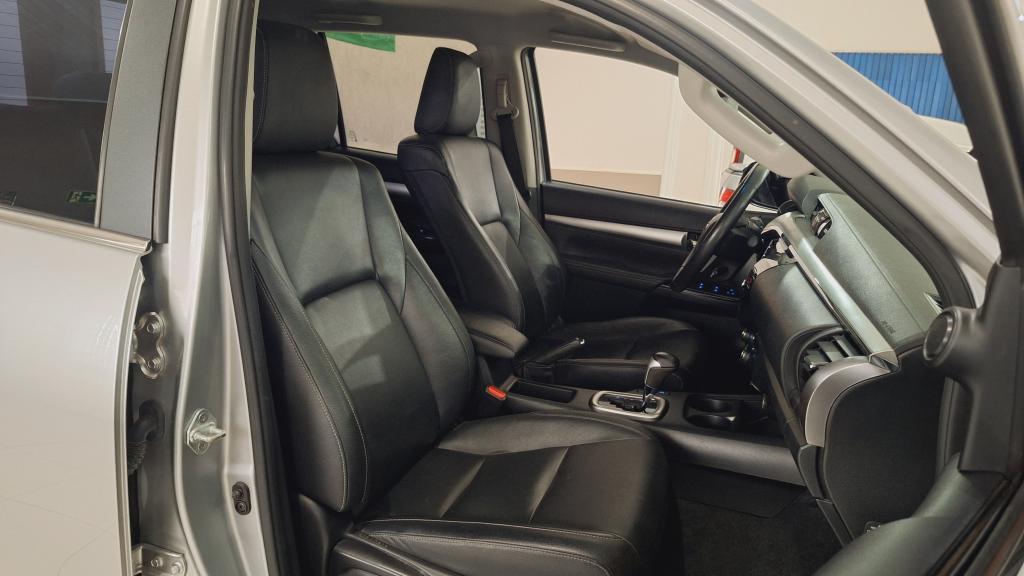 TOYOTA Hilux Caminhonete - Foto