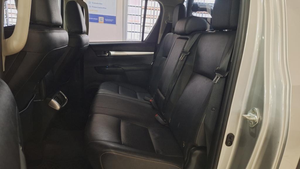 TOYOTA Hilux Caminhonete - Foto