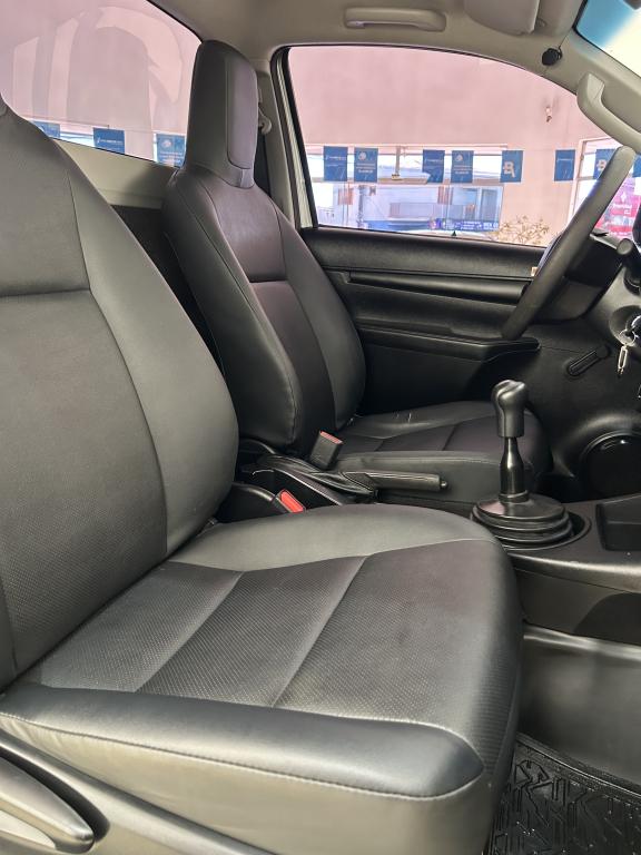 TOYOTA Hilux Caminhonete - Foto