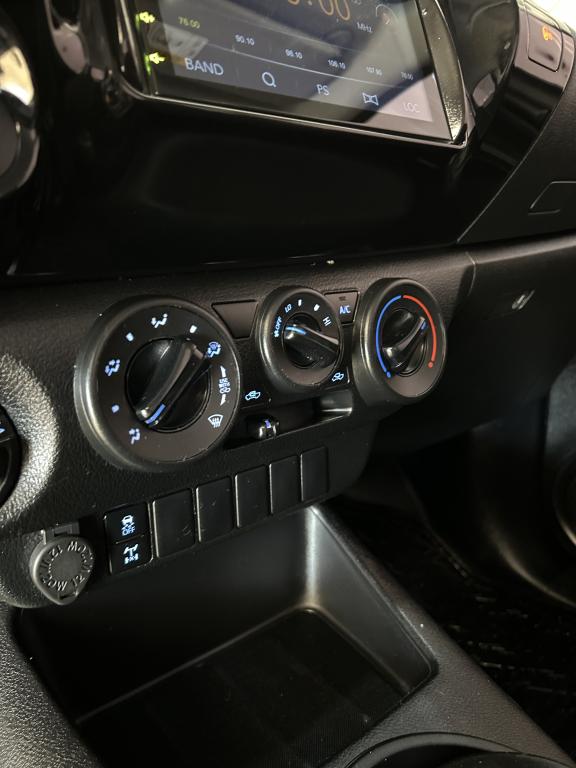 TOYOTA Hilux Caminhonete - Foto