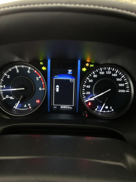 TOYOTA Hilux SW4 - Foto