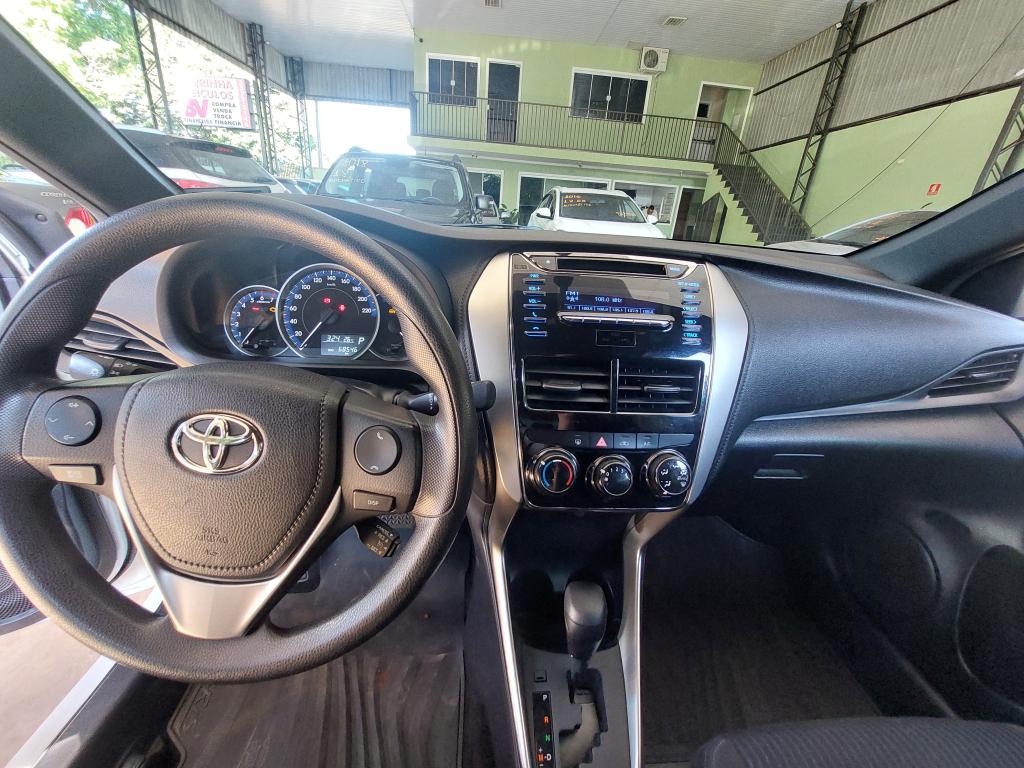 TOYOTA Yaris Hatch - Foto