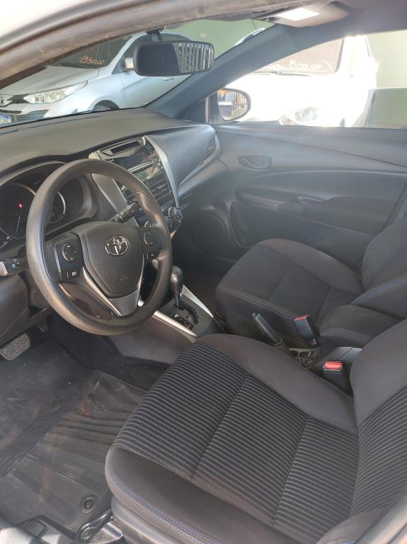 TOYOTA Yaris Hatch - Foto
