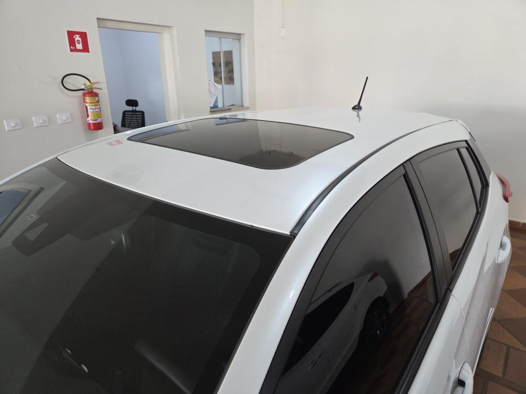 Toyota Yaris Hatch 1.5 16V 4P Flex Xls Multidrive Automático CVT Branco Pérola Em Bernardino De Campos Sp - foto 3