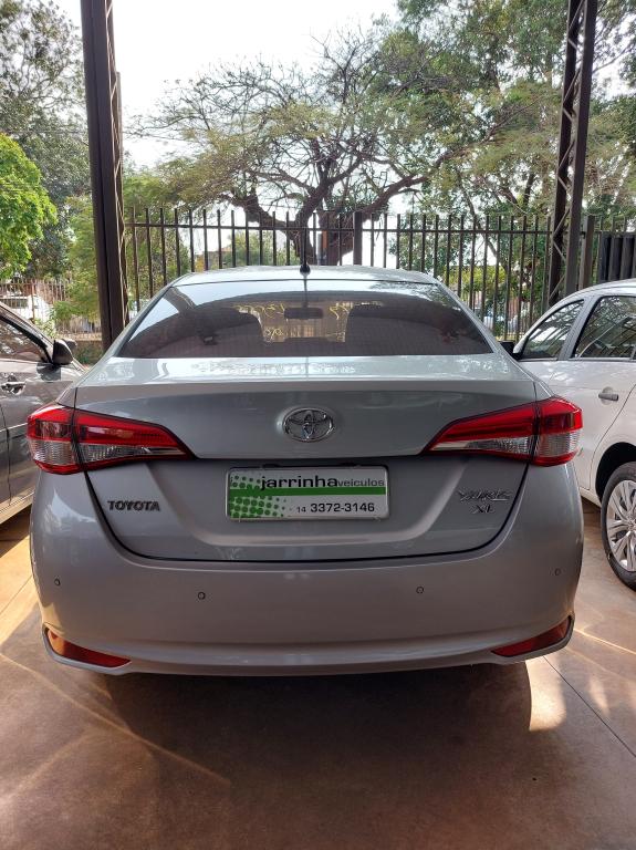 TOYOTA Yaris Sedan - Foto