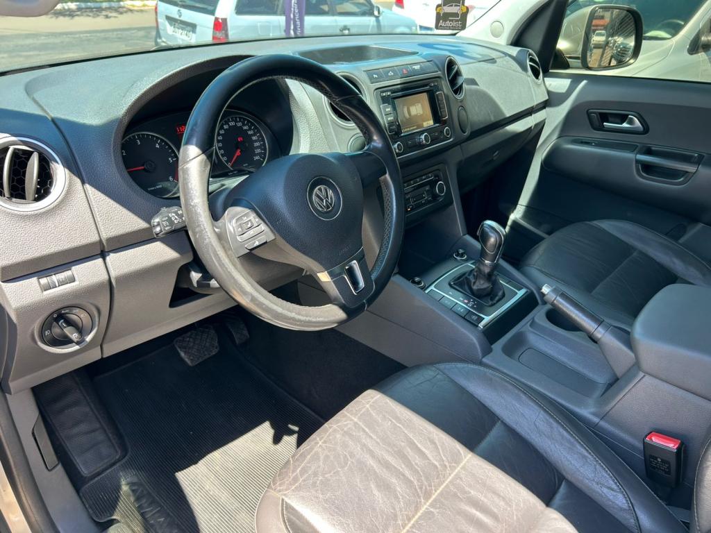 VOLKSWAGEN Amarok - Foto