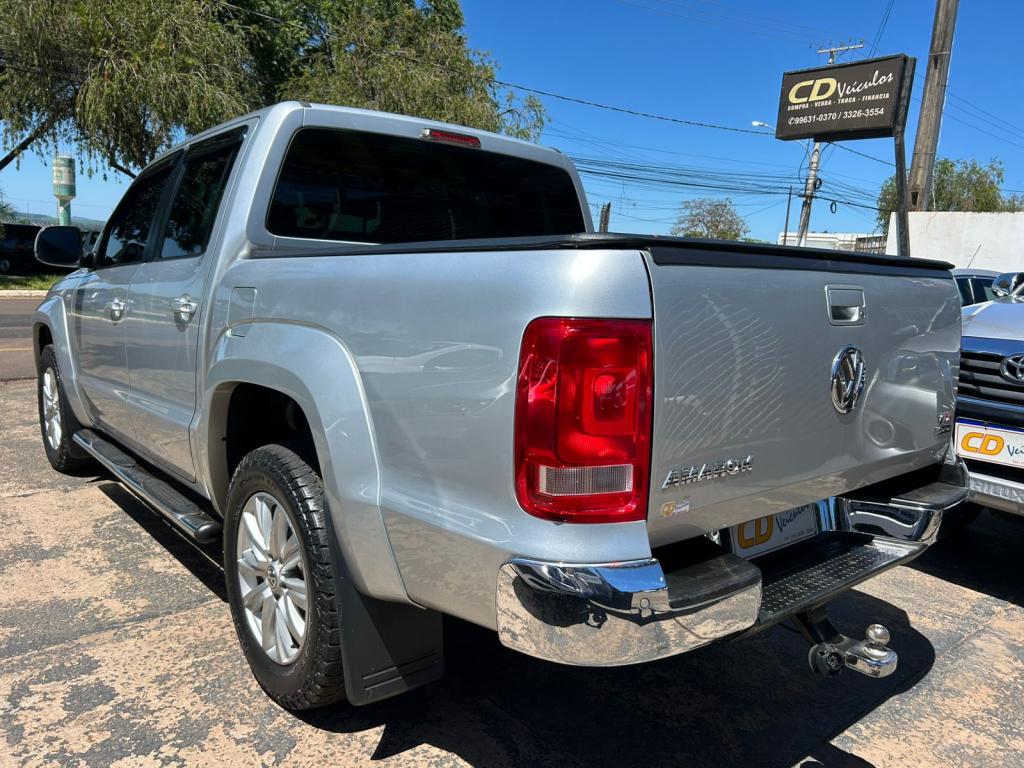 VOLKSWAGEN Amarok - Foto