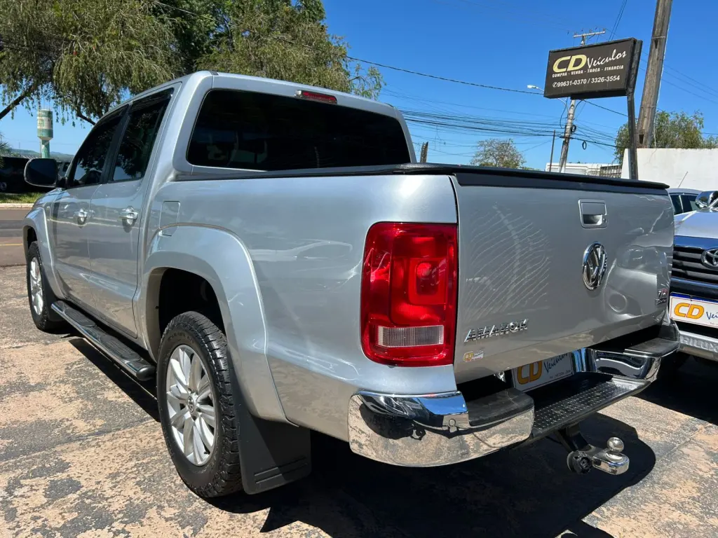 VOLKSWAGEN Amarok - Foto