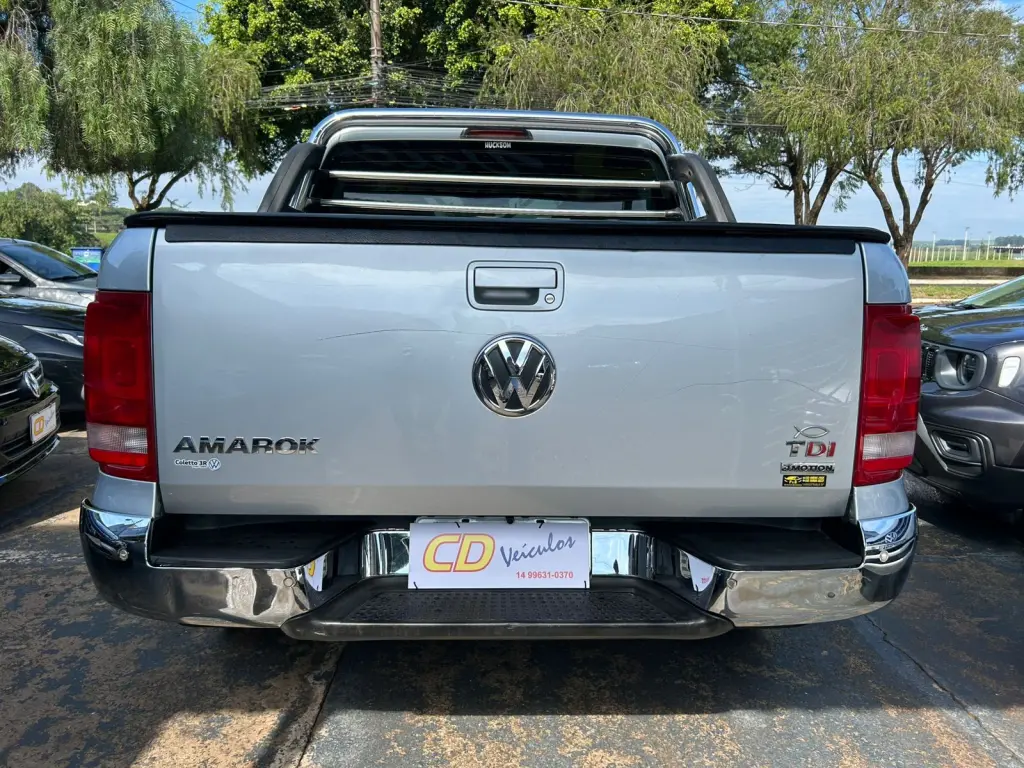 VOLKSWAGEN Amarok - Foto