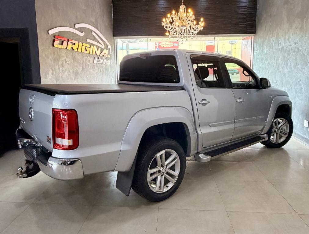 VOLKSWAGEN Amarok - Foto