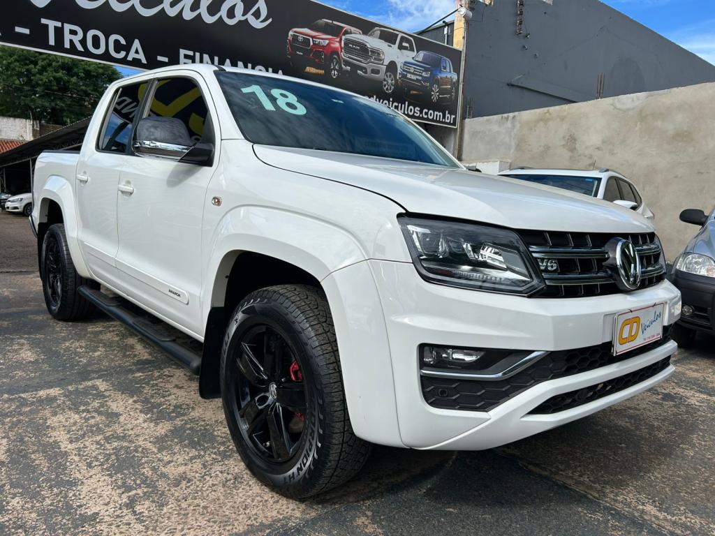 VOLKSWAGEN Amarok - Foto