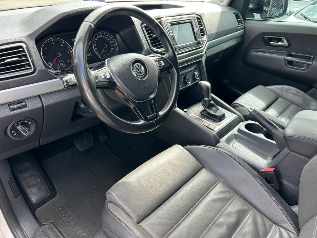 VOLKSWAGEN Amarok - Foto