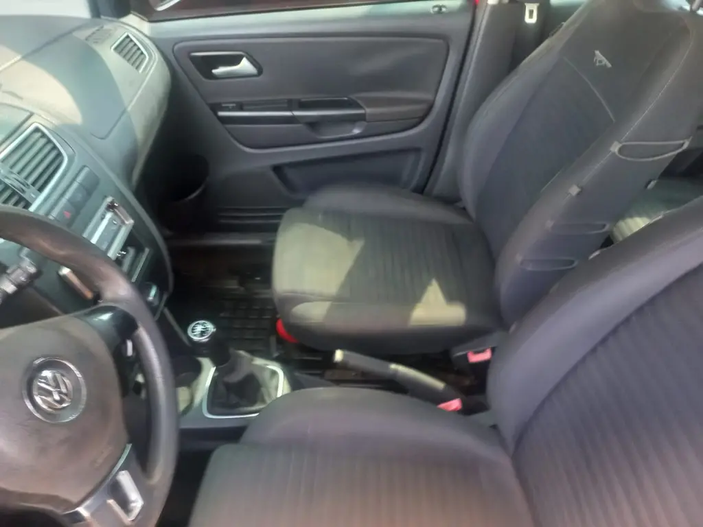 VOLKSWAGEN Crossfox - Foto